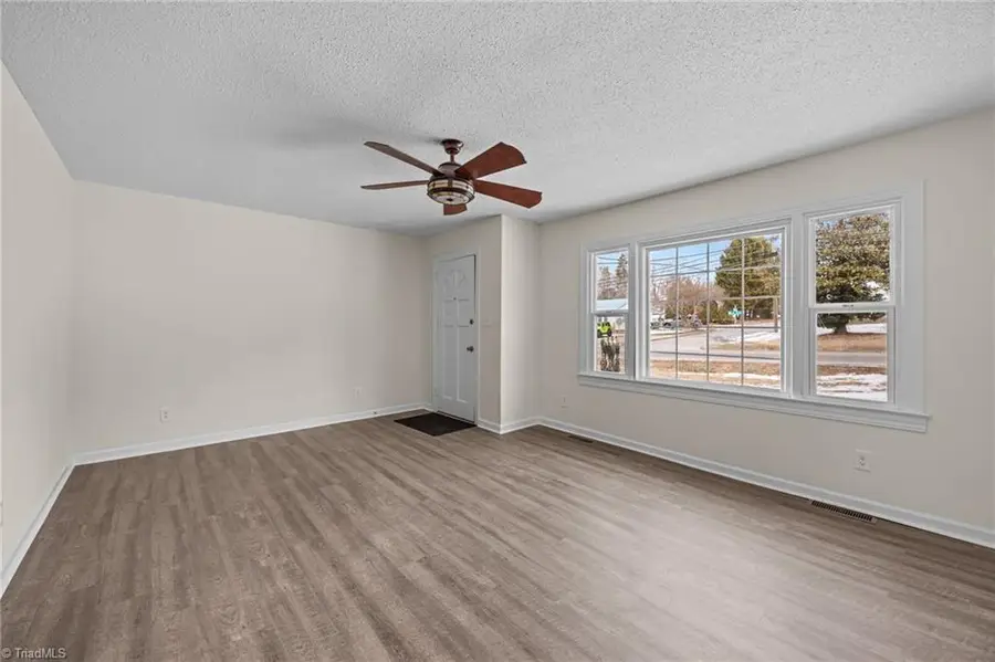 1207 Martin Luther King Jr Boulevard, Lexington, NC 27292 - #3