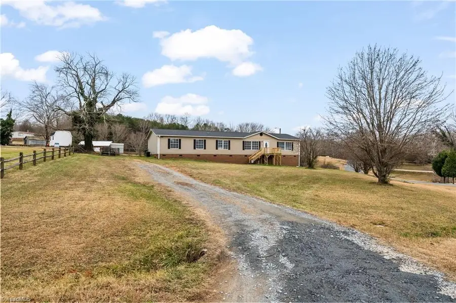 1058 Pearl Court, Randleman, NC 27317 - Image #3