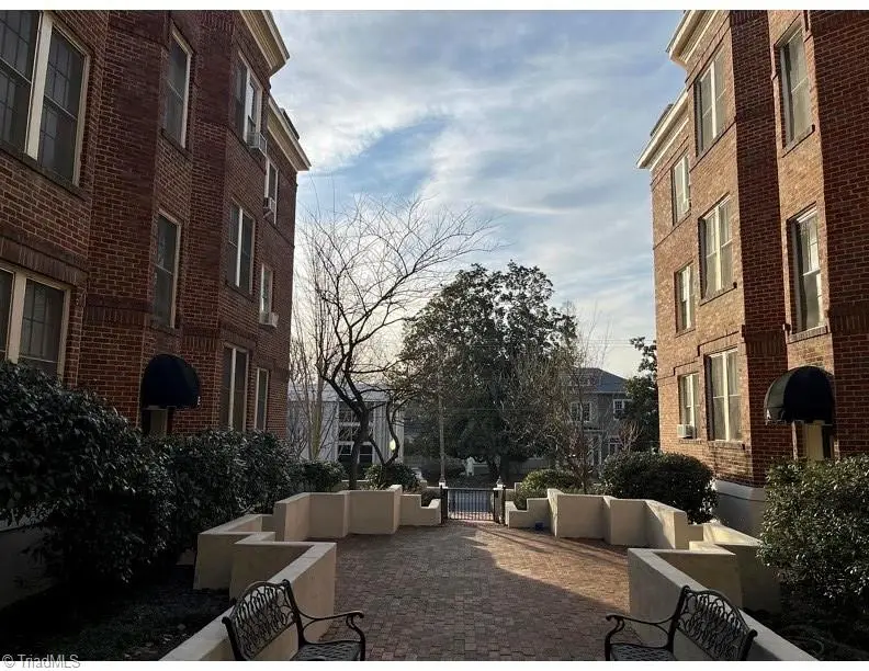 828 N Elm Street #E4, Greensboro, NC 27401 - Image #3