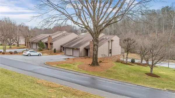 1508 E Ivy Trace, Wilkesboro, NC 28697