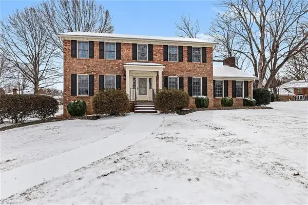 7010 Stancliff Court, Clemmons, NC 27012