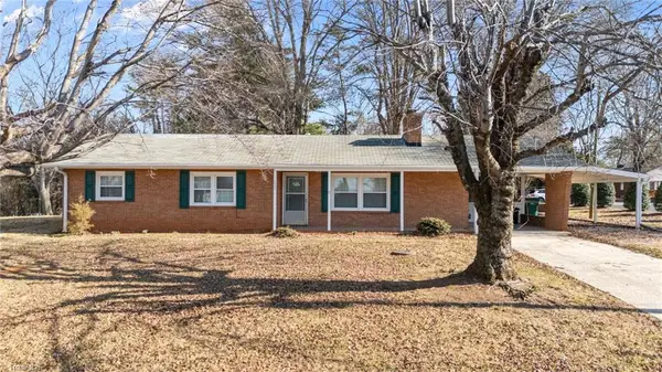 3805 Littlebrook Drive, Clemmons, NC 27012
