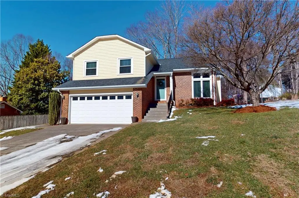 713 Old Barn Circle, Pilot Mountain, NC 27041 - #1