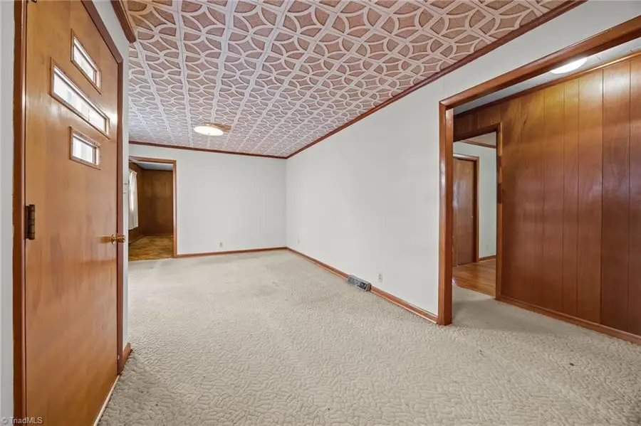 806 7th Avenue, Mayodan, NC 27027 - Image #3