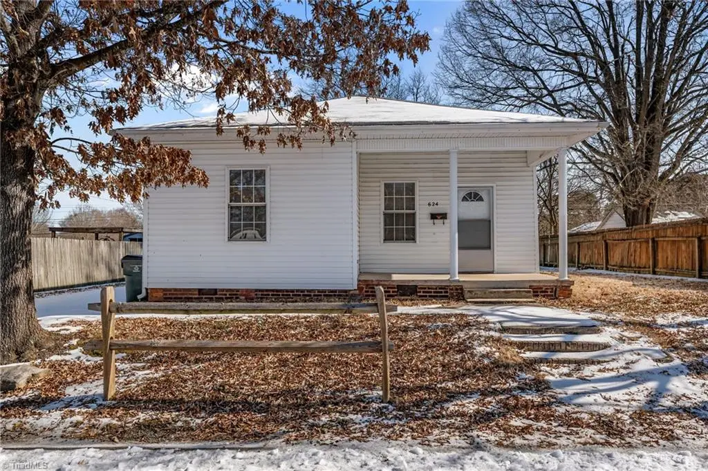 624 Delaware Avenue, Burlington, NC 27217 - #1