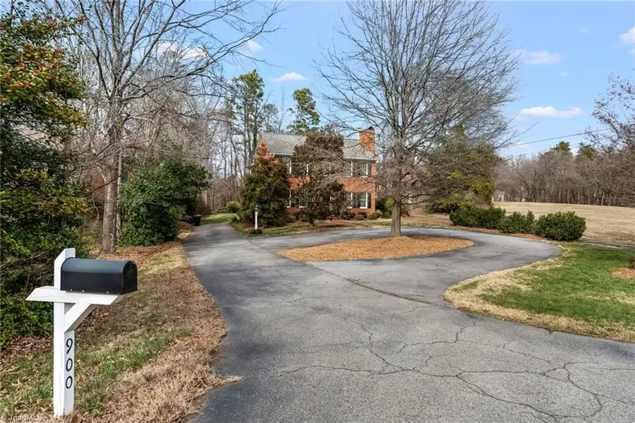 900 Lexington Avenue, High Point, NC 27262 - Image #2