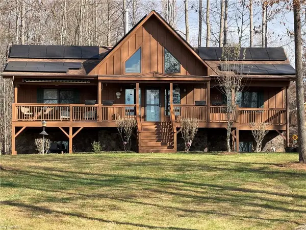 687 W Meadow Parkway, Moravian Falls, NC 28654