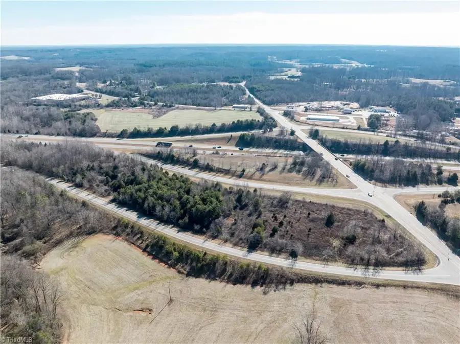 000 Billy Reynolds Road, Yadkinville, NC 27055 - Image #3