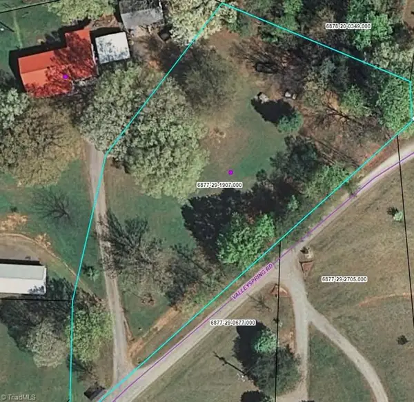 2782 Valleyspring Road, Kernersville, NC 27284