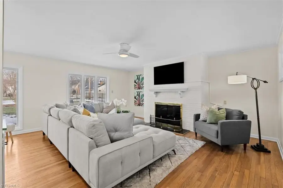 2912 W Cornwallis Drive, Greensboro, NC 27408 - #2