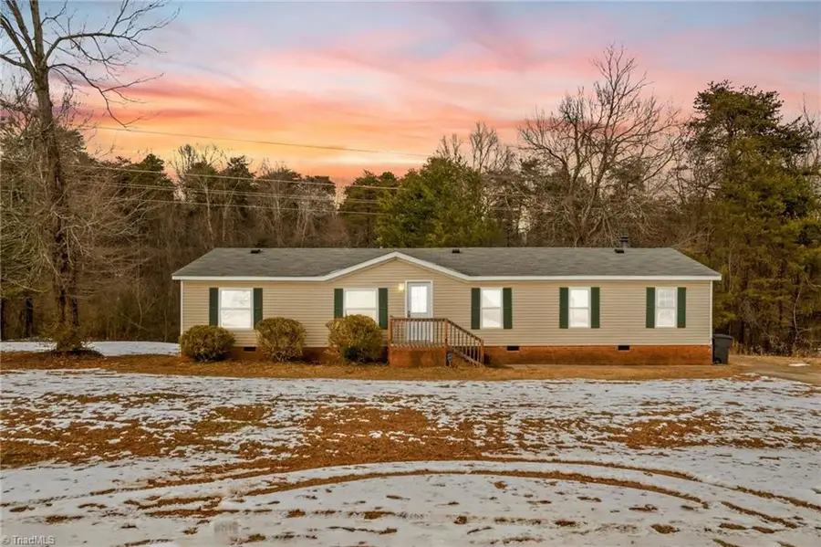 211 Forest Hollow Drive, Statesville, NC 28677 - #3