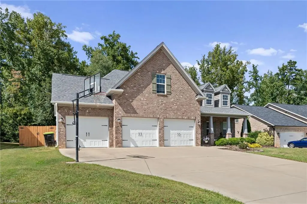 405 Meadowfield Run, Clemmons, NC 27012 - #1