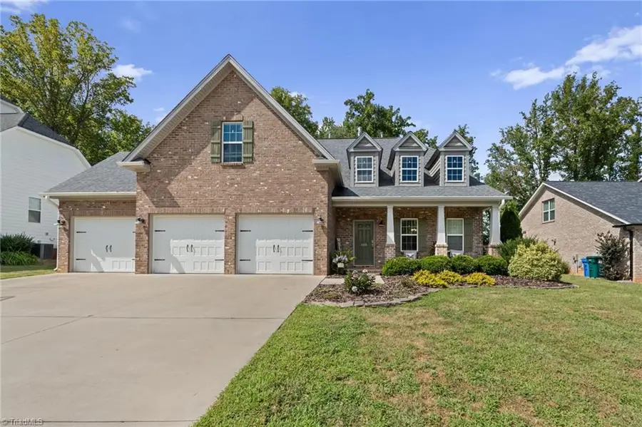 405 Meadowfield Run, Clemmons, NC 27012 - #2
