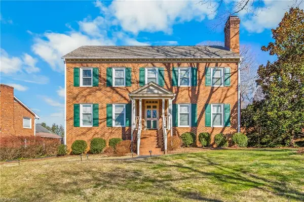 4008 Fairwind Drive, Winston-Salem, NC 27106