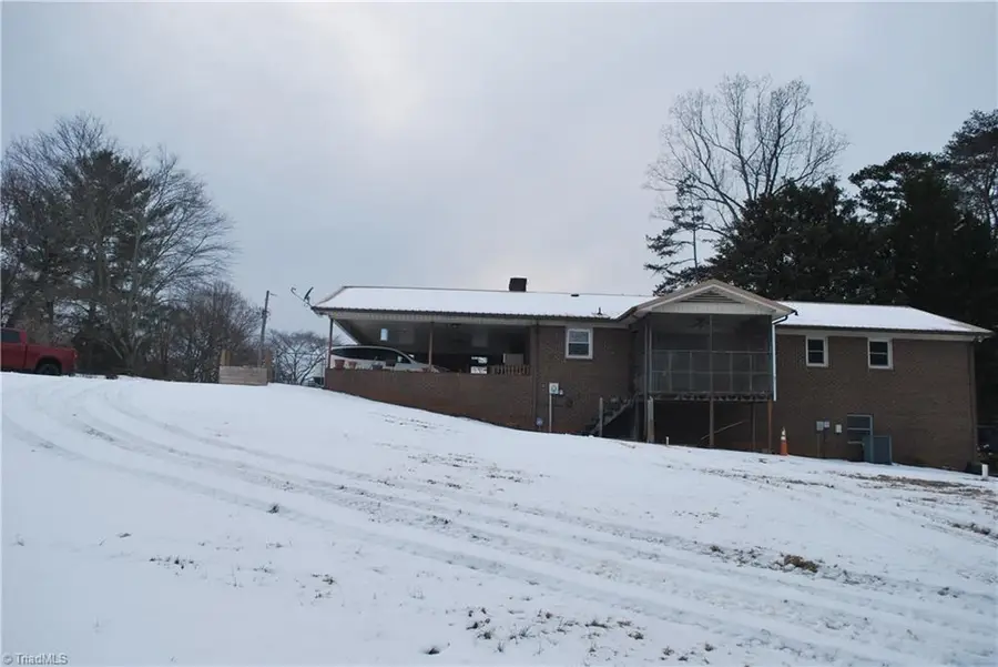 3245 Arnold Road, Hamptonville, NC 27020 - #3