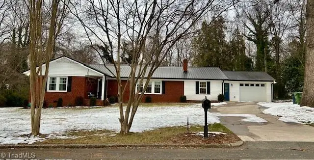 222 Westover Drive, Lexington, NC 27292 - #2