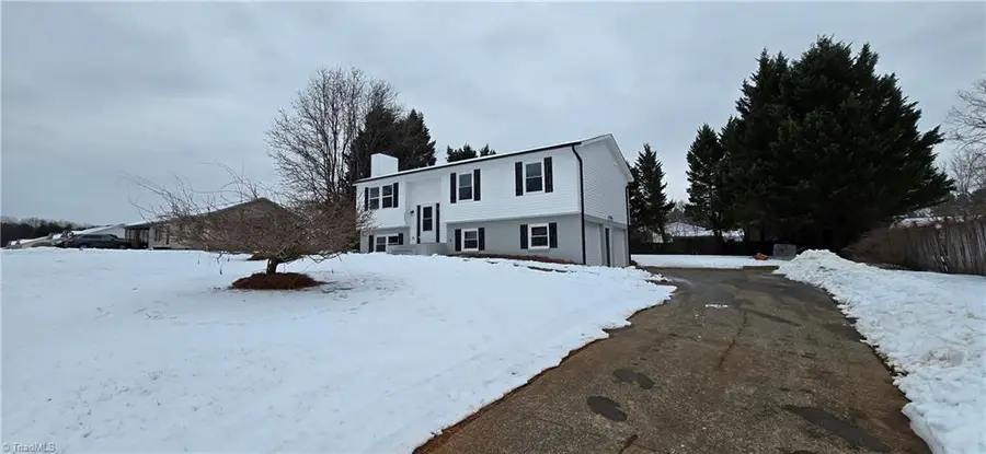 3317 Coventry Forest Lane, King, NC 27021 - #3