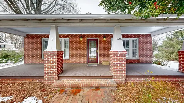 106 Brinkley Place, High Point, NC 27265