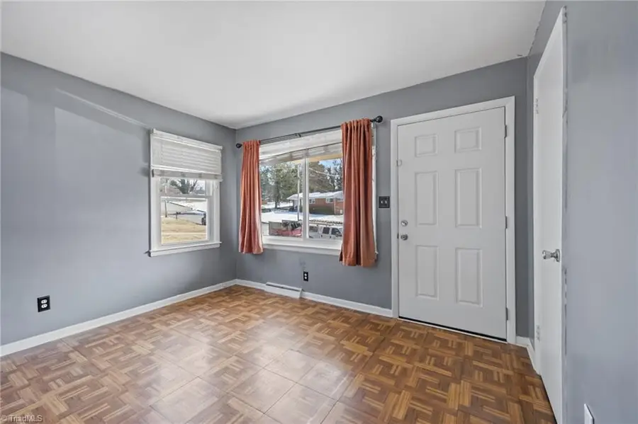 613 Woodridge Lane, High Point, NC 27262 - #3