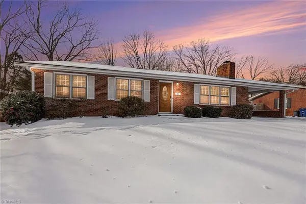 1348 Waybridge Lane, Winston-Salem, NC 27103