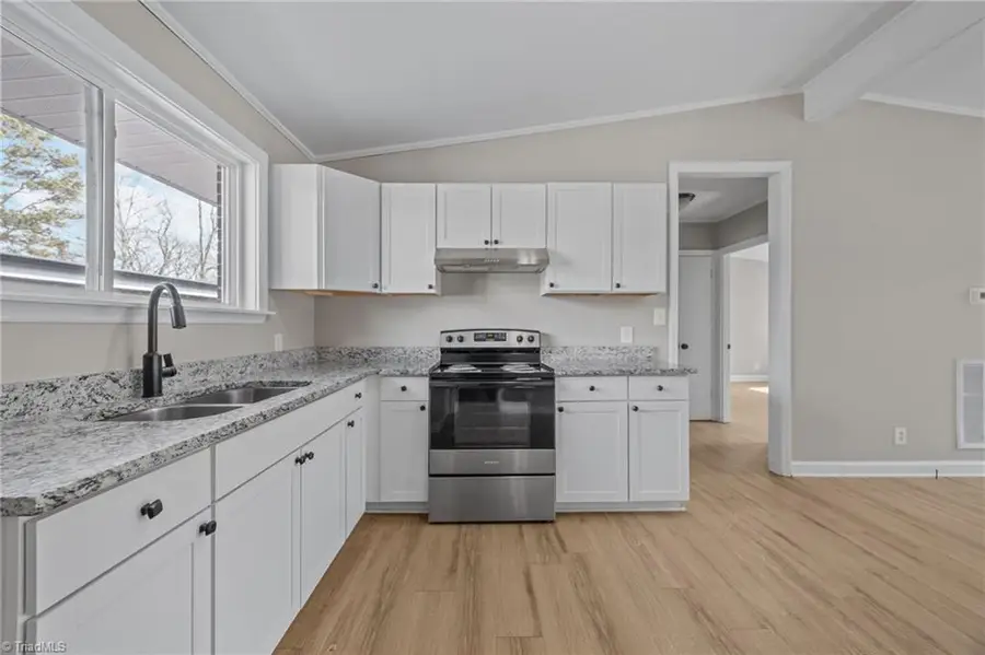 513 Saunders Place #A & B, High Point, NC 27260 - #3