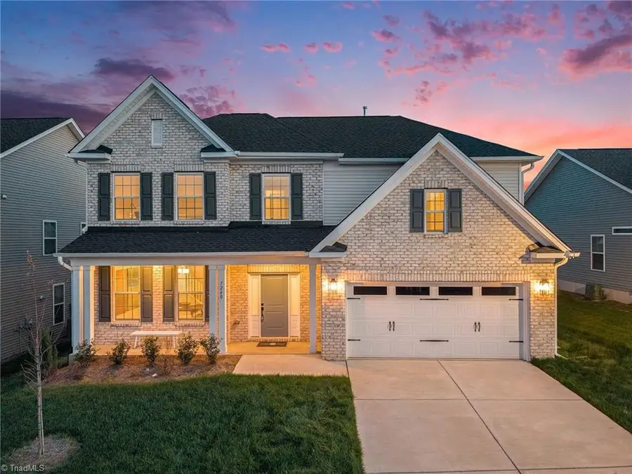 7260 Huntgate Drive, Kernersville, NC 27284 - #2
