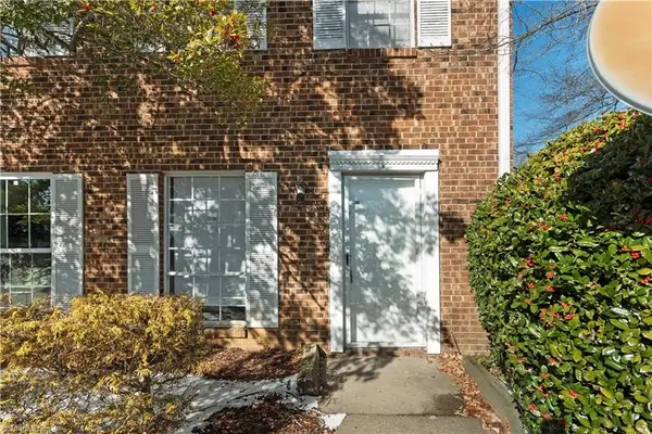 1311 Meadowview Road W #H, Greensboro, NC 27403