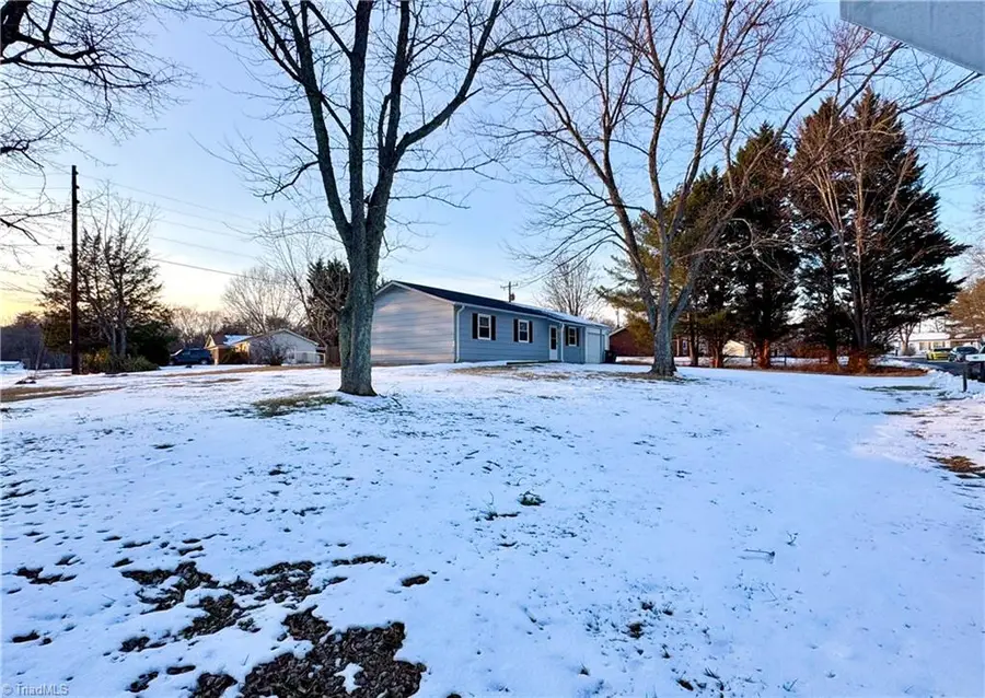 101 Ravenwood Court, King, NC 27021 - Image #3