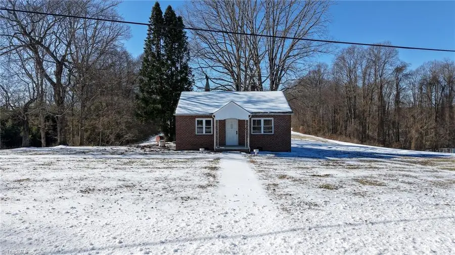 1676 Clingman Road, Ronda, NC 28670 - #3