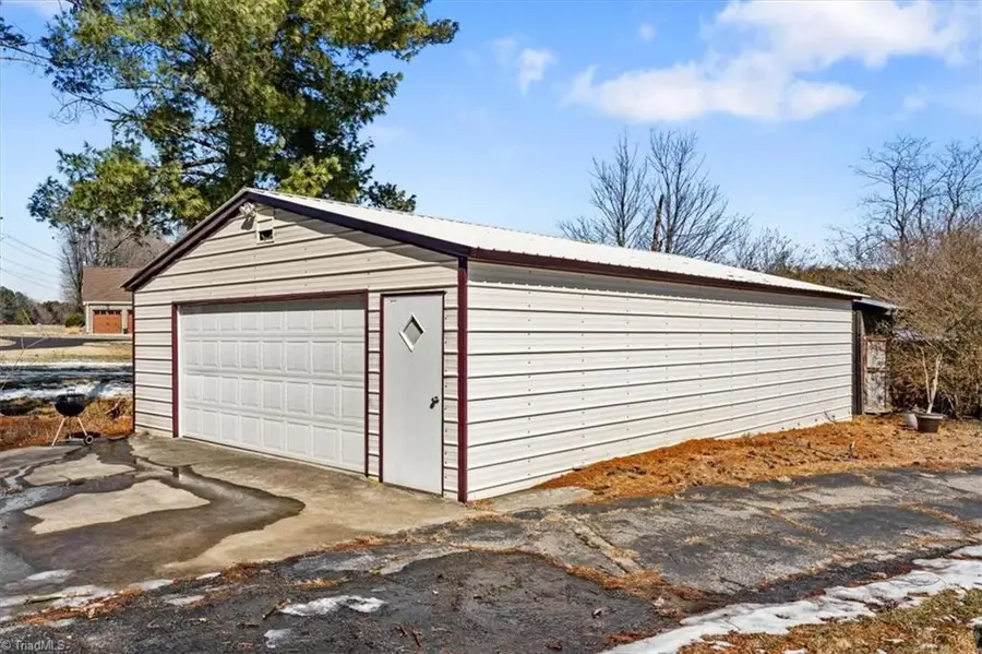 9685 Nc Highway 65, Stokesdale, NC 27357 - #3