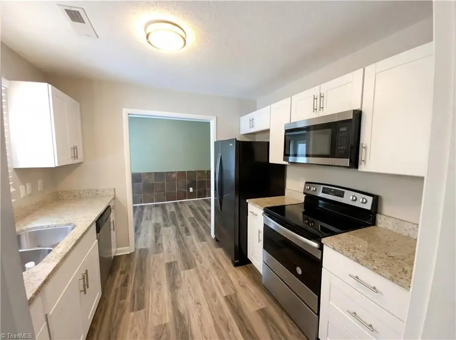 202 Hassellwood Drive, Jamestown, NC 27282 - #2