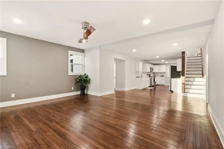 206 Stone Street, Thomasville, NC 27360 - #3