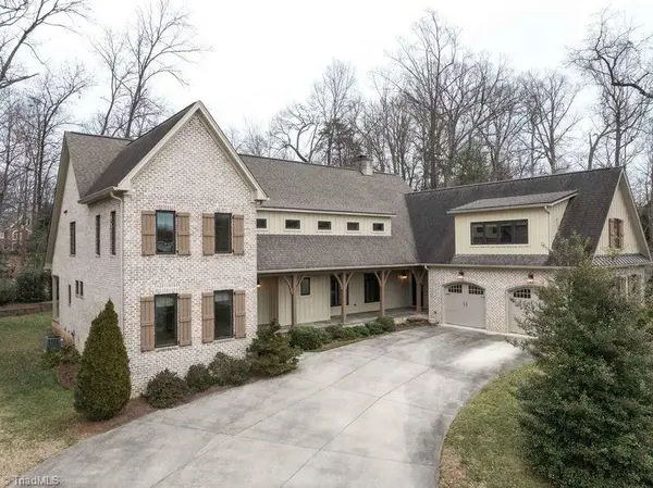 423 Lagerfield Court, Kernersville, NC 27284