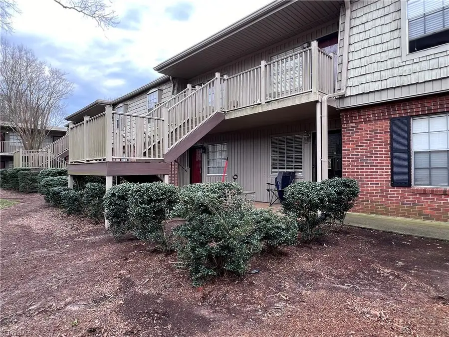 3818 Country Club Road #D, Winston Salem, NC 27104 - #2