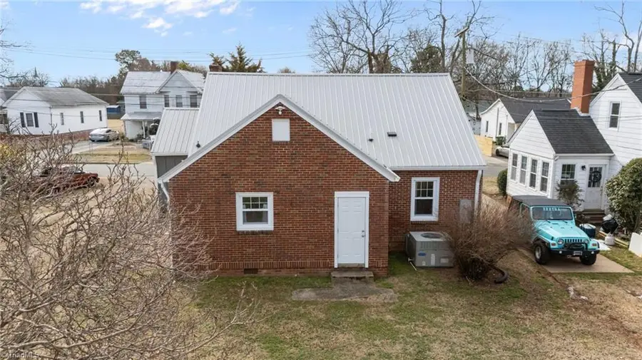 213 Guthrie Street, Graham, NC 27253 - #3