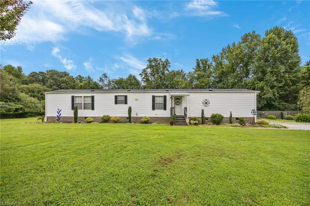 2986 Worth Lane, Haw River, NC 27258 - #1