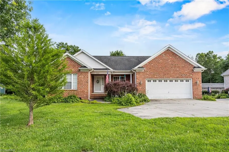 242 Hasty School Road, Thomasville, NC 27360 - #2