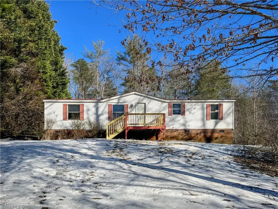 4036 Stone Creek Court, Lenoir, NC 28645 - #3