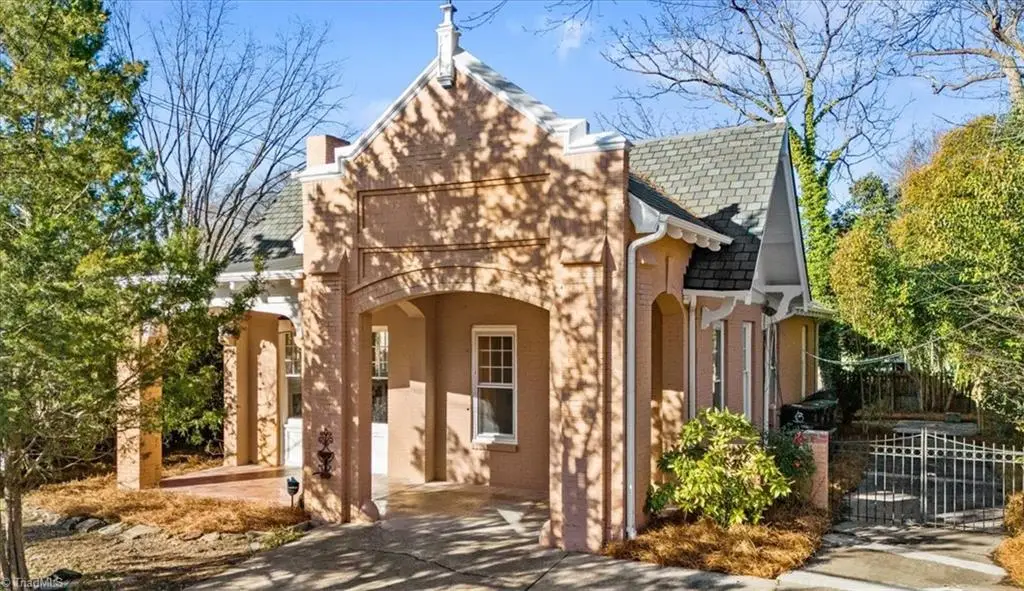 442 S Mendenhall Street, Greensboro, NC 27403 - #1