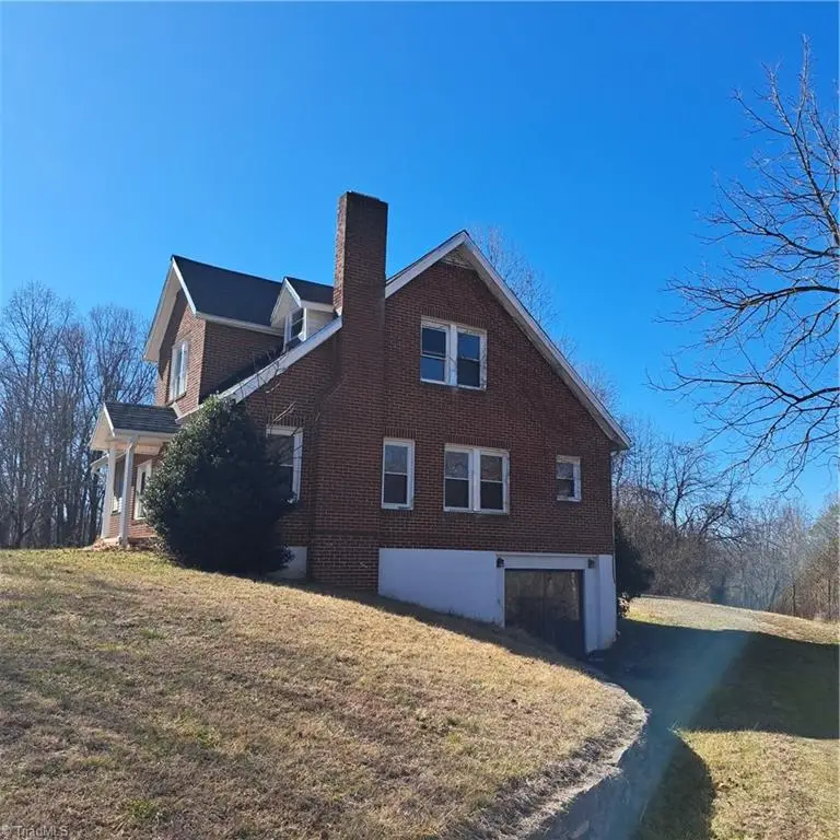 1121 Old Us Highway 421, Wilkesboro, NC 28697 - #3