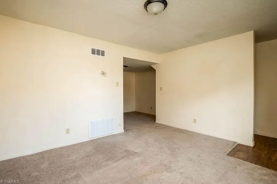 3917 Colony Square #B, Greensboro, NC 27407 - #3