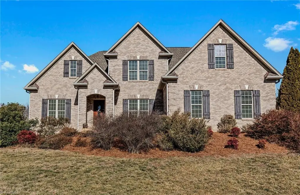 8814 Sawtooth Court, Kernersville, NC 27284 - #1