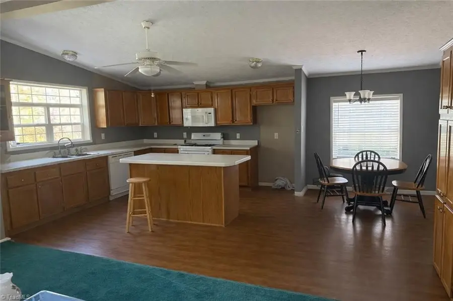 1032 Autumn Drive, East Bend, NC 27018 - #3