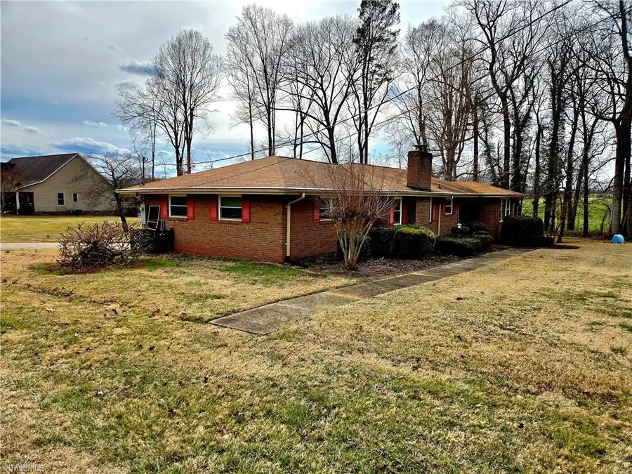 1300 Briarwood Terrace, Salisbury, NC 28147 - #2