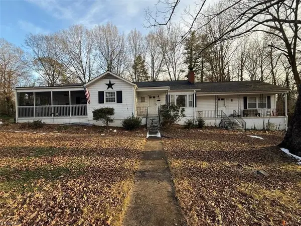 1142 Manning Street, Eden, NC 27288