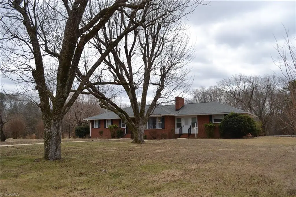 674 Priddy Loop, Stoneville, NC 27048 - #1