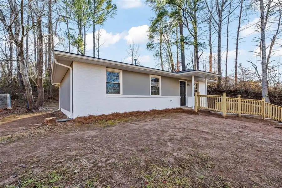 680 NE Amanda Place, Winston Salem, NC 27101 - #3