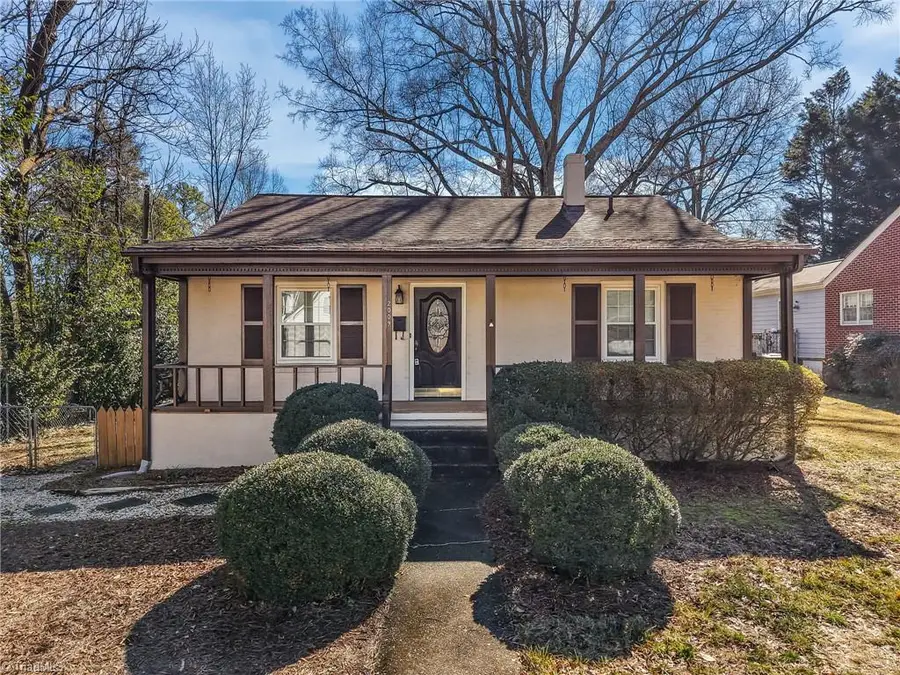 2009 Roanoke Drive, Greensboro, NC 27408 - #2