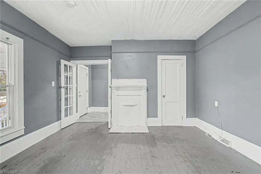 1206 E 21st Street, Winston Salem, NC 27105 - #3