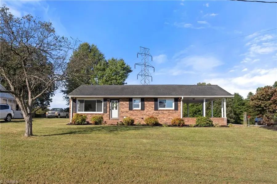 4209 N Nc Highway 150, Lexington, NC 27295 - #2
